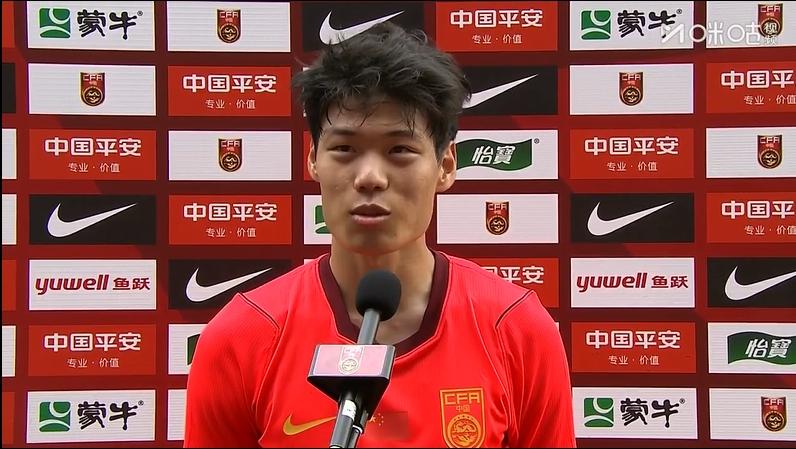 连停带过！刘祝润转身抽射破门，海港2-0领先赛更达